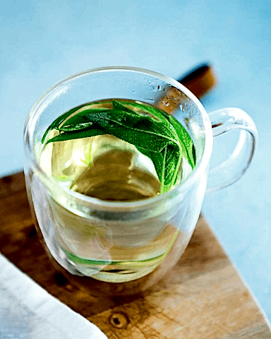 Adaçayı Nasıl Bir Bitkidir?